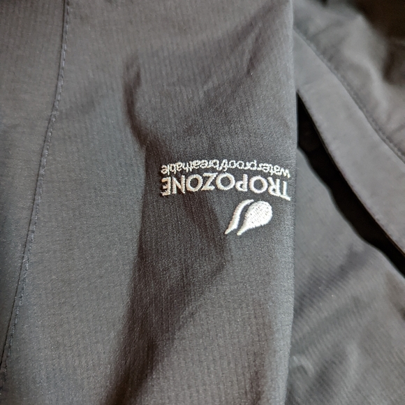 Sierra Designs waterproof/breathable shell, in great condition, size small - Picture 5 of 12